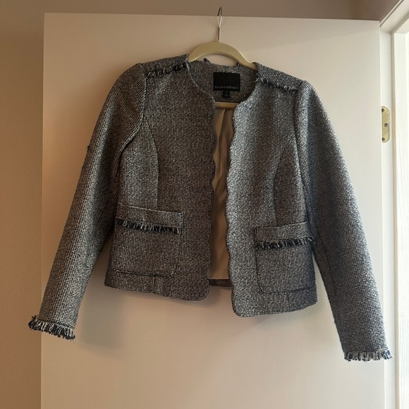 Banana Republic Blue Tweed Scalloped Open Blazer - Size 4 Petite - Picture 2 of 10
